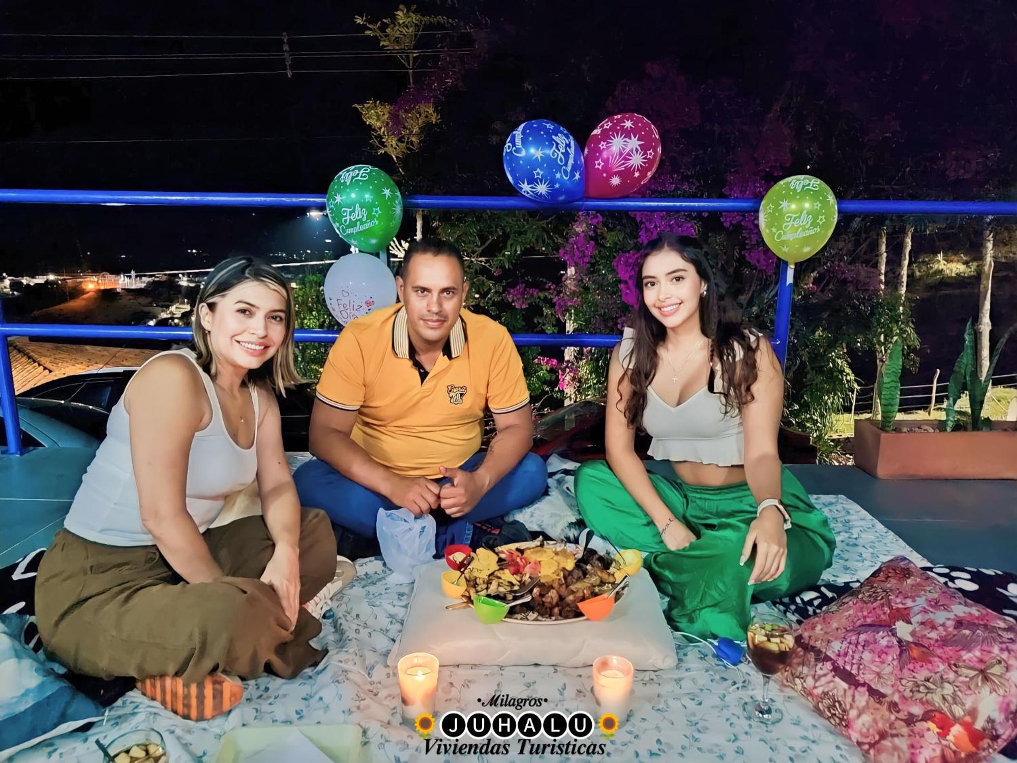 ᒍᑌᕼᗩᒪᑌ Hotel Jericoc  Ngoại thất bức ảnh